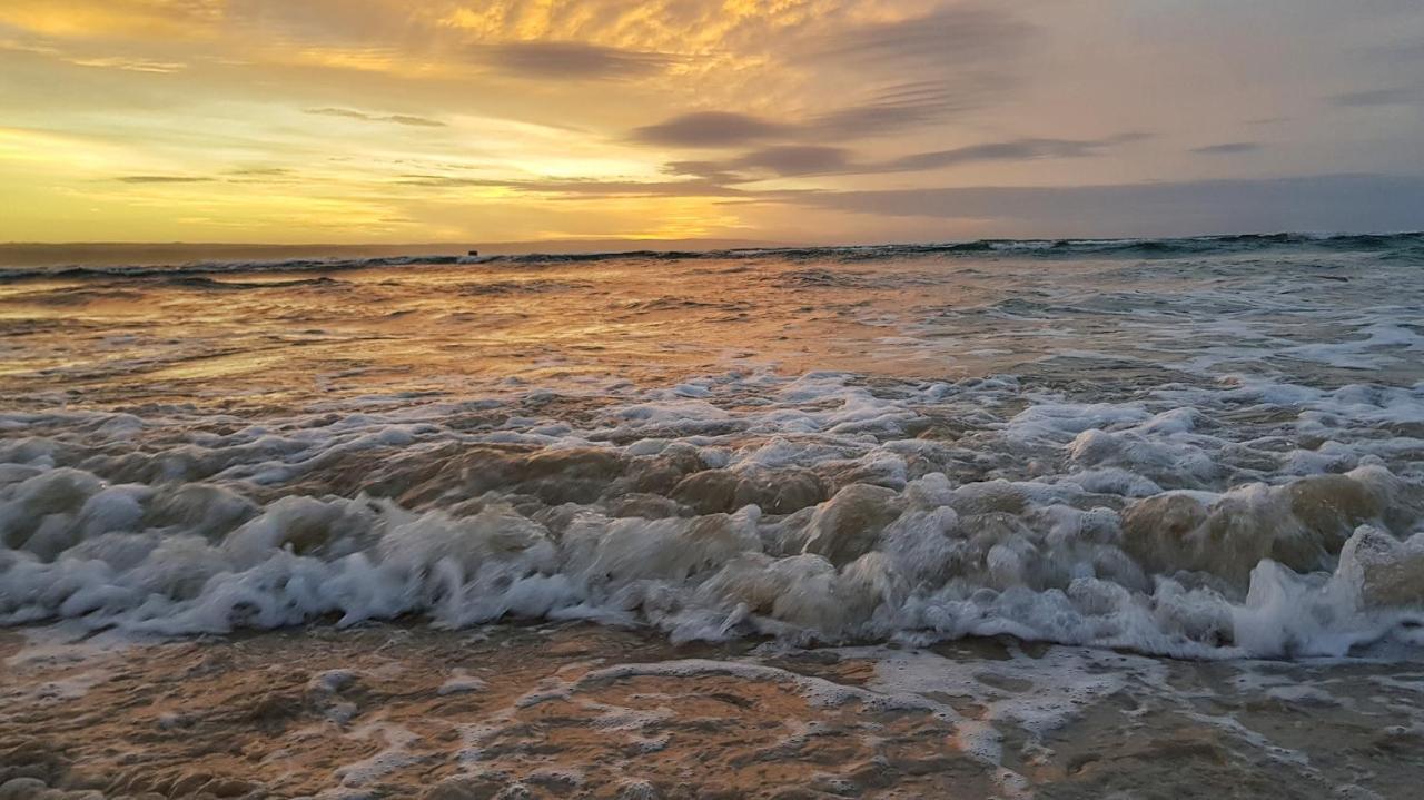 Отель Liesbetta Stilbaai-Wes Экстерьер фото